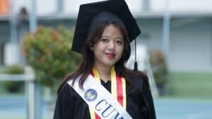 wisudawan-terbaik-uny-dhiva-angger-sakhena-1761738017965_169